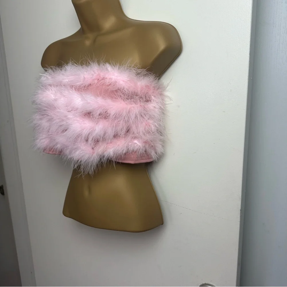 I Saw It First Blush Pink Feather Front Kawaii Bandeau Tube Cropped Top NWOT 10‎ - Picture 8 of 14